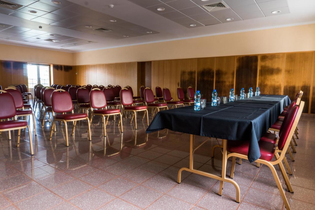 Hotel Estrela Da Idanha Екстер'єр фото