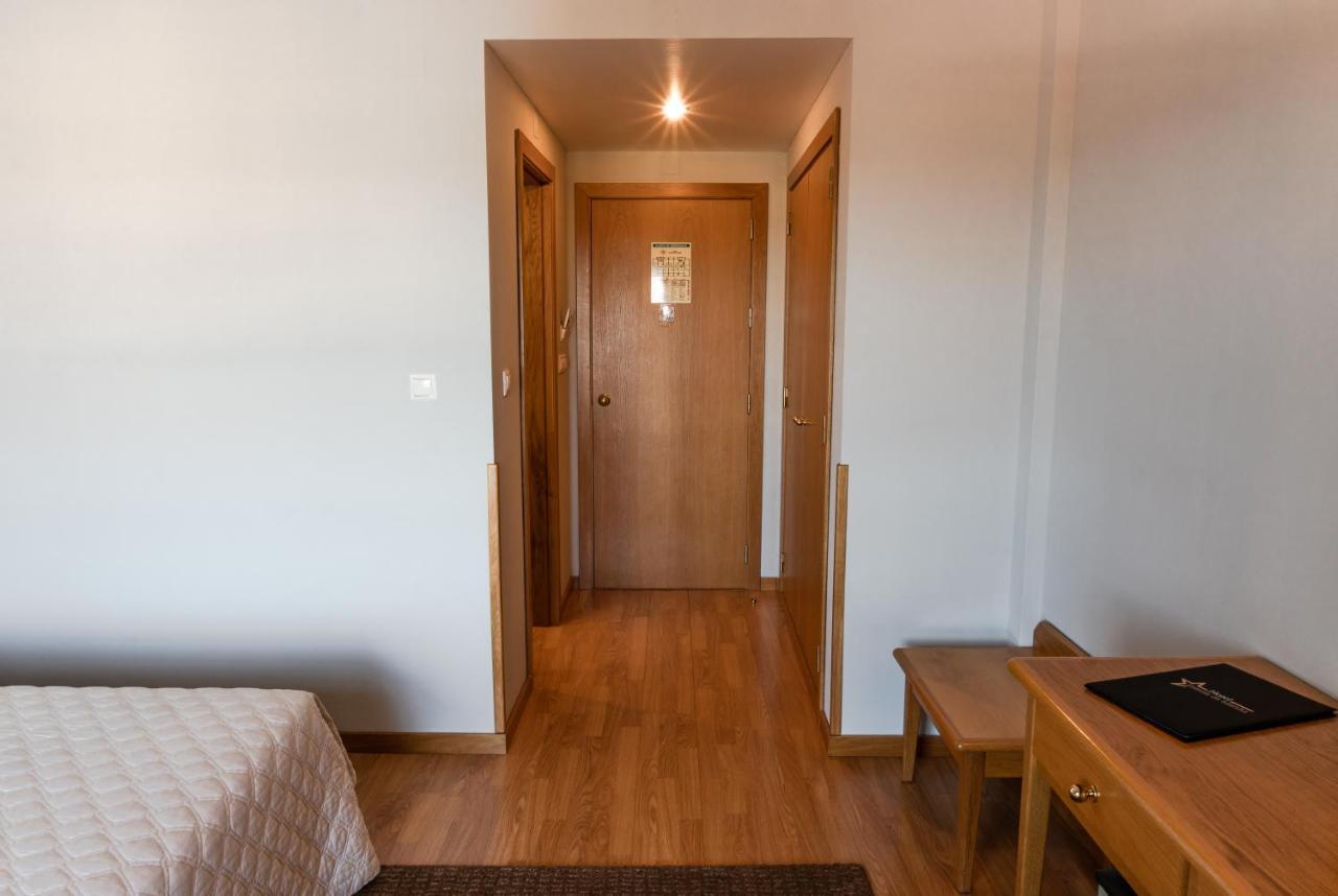 Hotel Estrela Da Idanha Екстер'єр фото